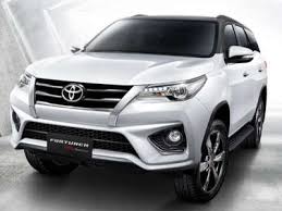 TOYOTA FORTUNER 2.7V 4×2